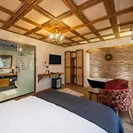 Nora Cappadocia Hotel *